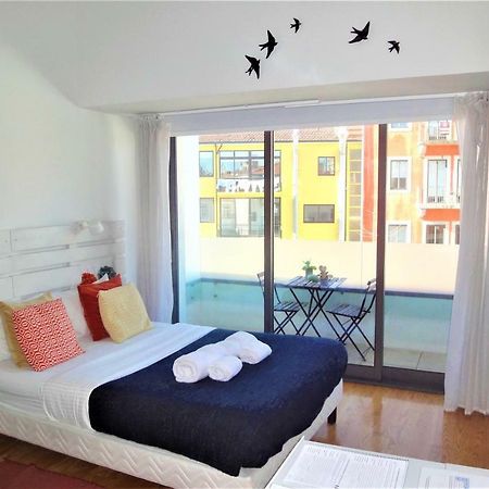 Porto Sunny Terrace Almada Apartment ภายนอก รูปภาพ