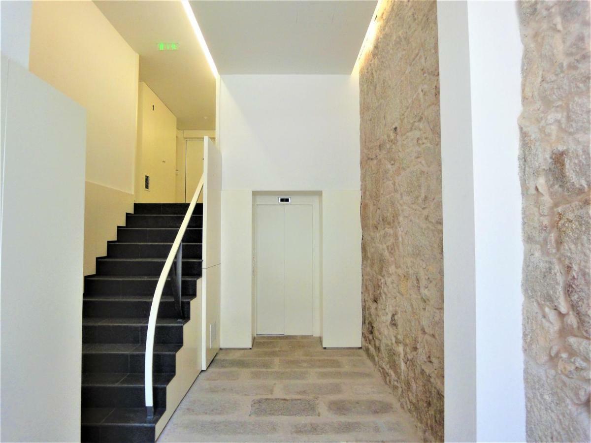 Porto Sunny Terrace Almada Apartment ภายนอก รูปภาพ