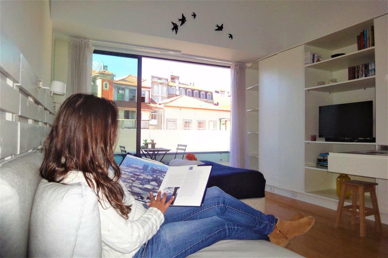 Porto Sunny Terrace Almada Apartment ภายนอก รูปภาพ